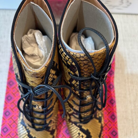 Tory Burch Vienna 70mm Stamp Snake Printed Leather/ Grosgrain Bootie NIB - Picture 6 of 10